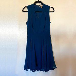 Forever 21 Sleeveless Blue Mini Dress M